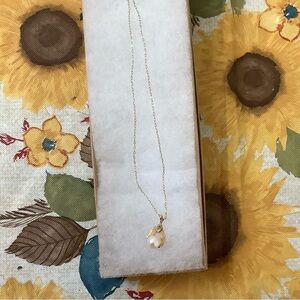 Gold Pearl Teardrop Pendant Necklace - Women Jewelry